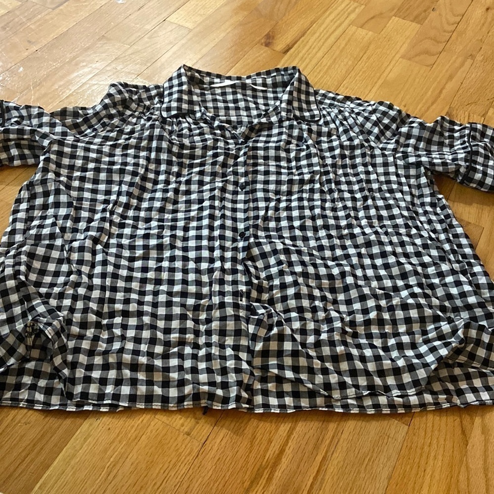 WOMEN’S Zara short sleeve button down. Black/white. Size M - Picture 1 of 4